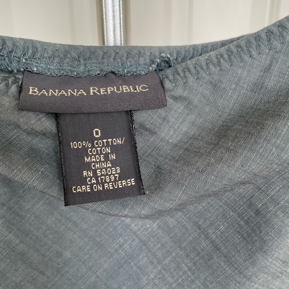 Banana Republic pale blue cotton skirt ,gently used . - Picture 3 of 5